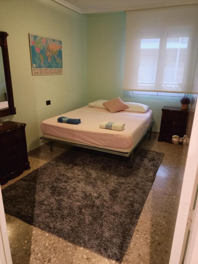 Private Room In A Shared Flat In Castellon Кастельйон-де-ла-Плана Екстер'єр фото