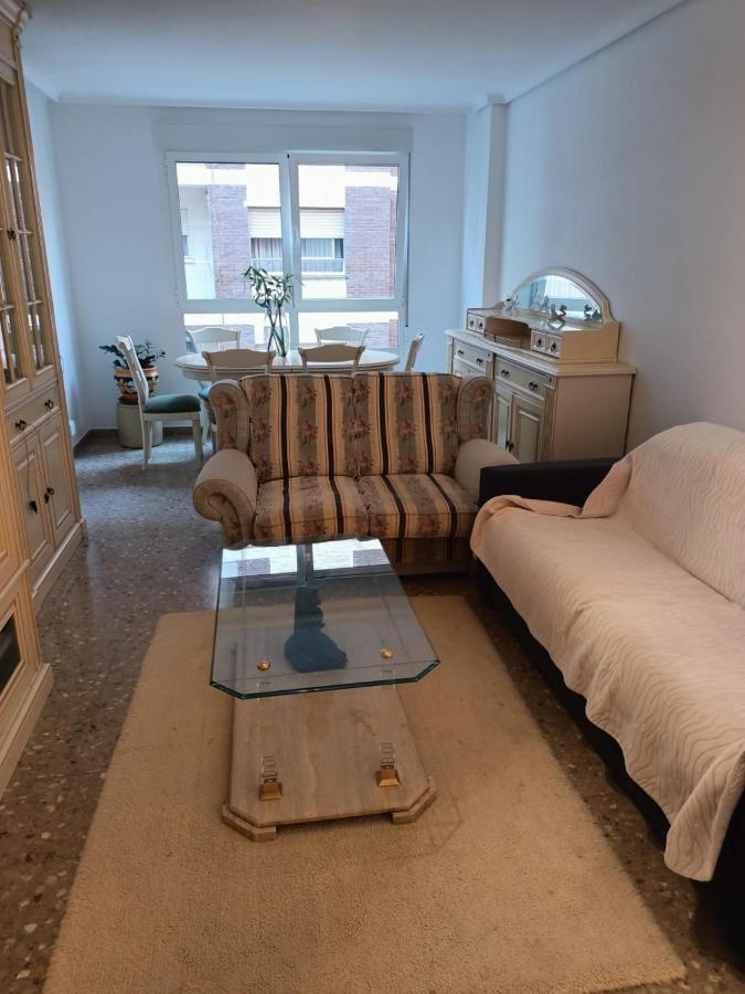 Private Room In A Shared Flat In Castellon Кастельйон-де-ла-Плана Екстер'єр фото